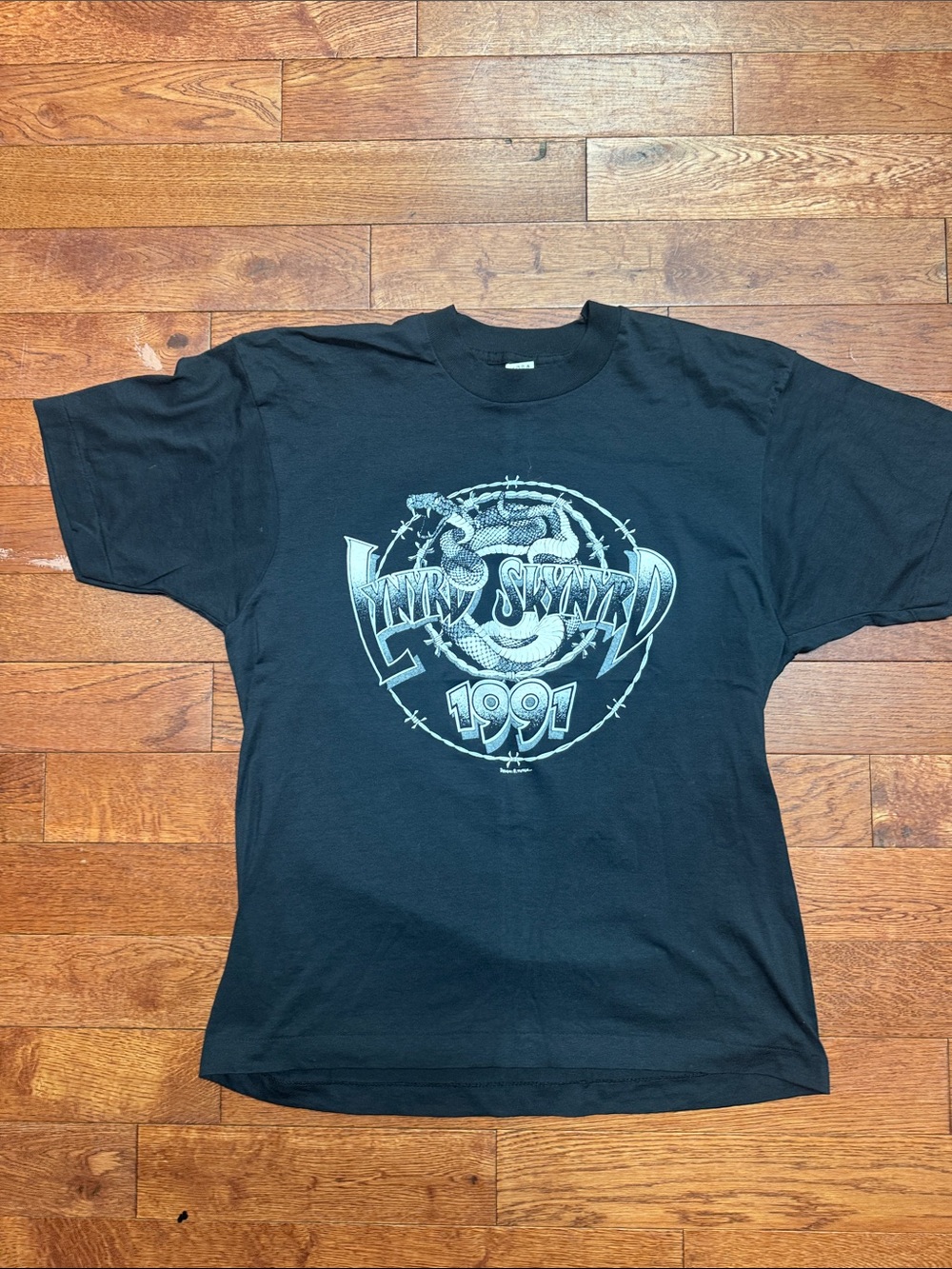 Vintage Black Lynyrd Skynyrd 1991 Graphic Tee Screen Stars Large